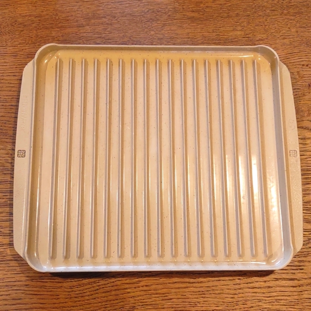 LittonWare Reversible Meat Tray Microwave Bacon Tray
